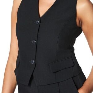 SPANX® Carefree Crepe Vest Top Classic Black